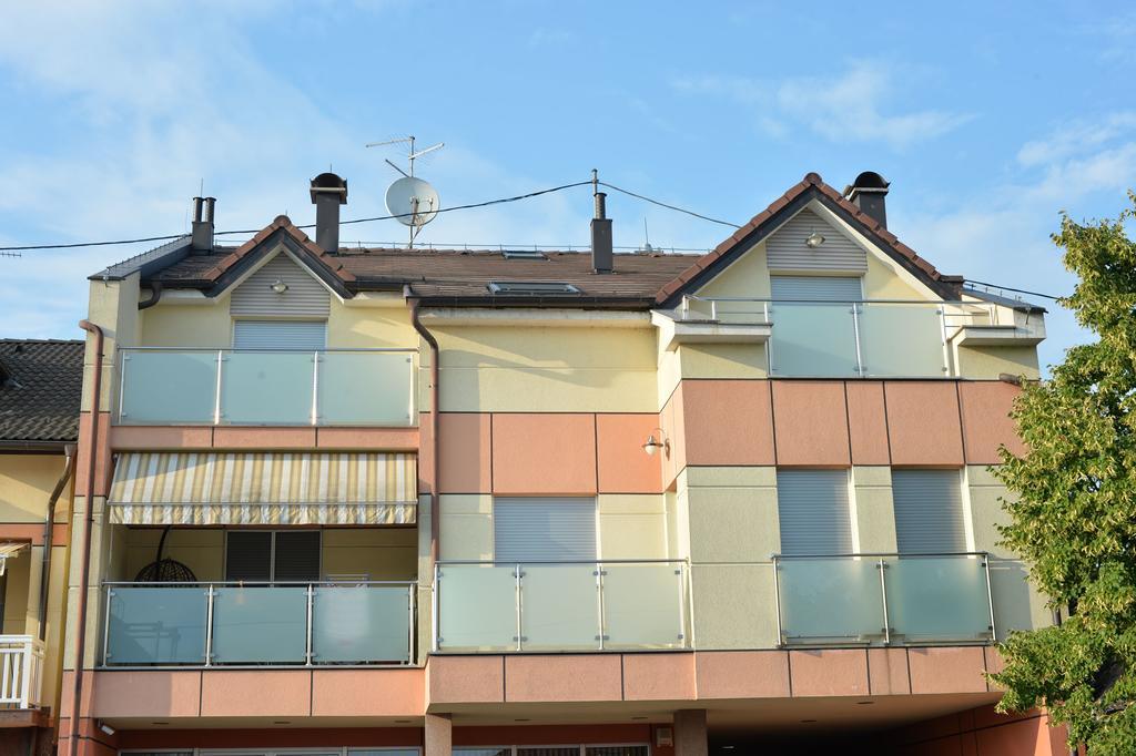 Apartmani Spoljar 茹帕尼亚 外观 照片